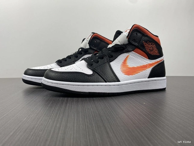 1st Kicks Shoes DN4929- Jordan1 3700 Mid WellDesigned Zag Zig 1026